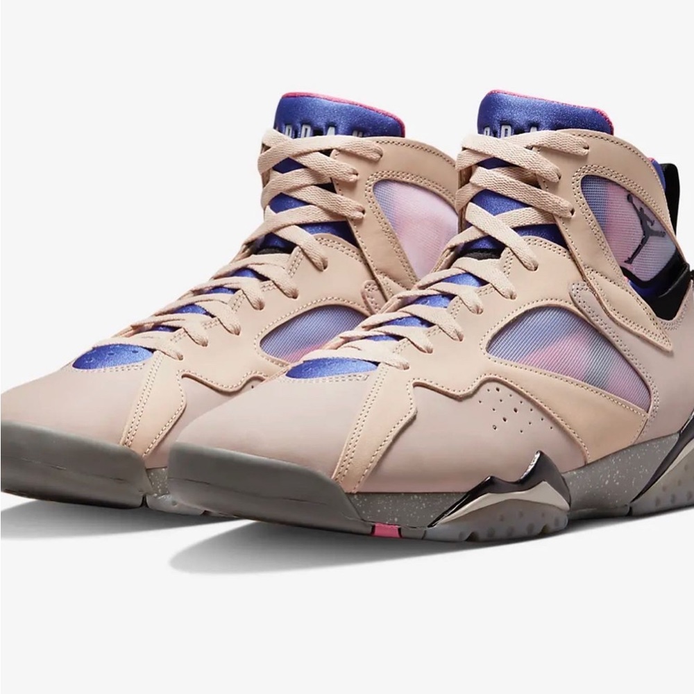 Size 7.5, Brand New in box